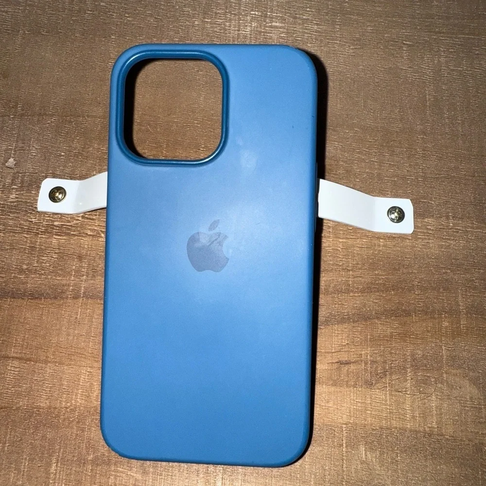 Apple Silicone Case with MagSafe for iPhone 12 Pro Capri Blue